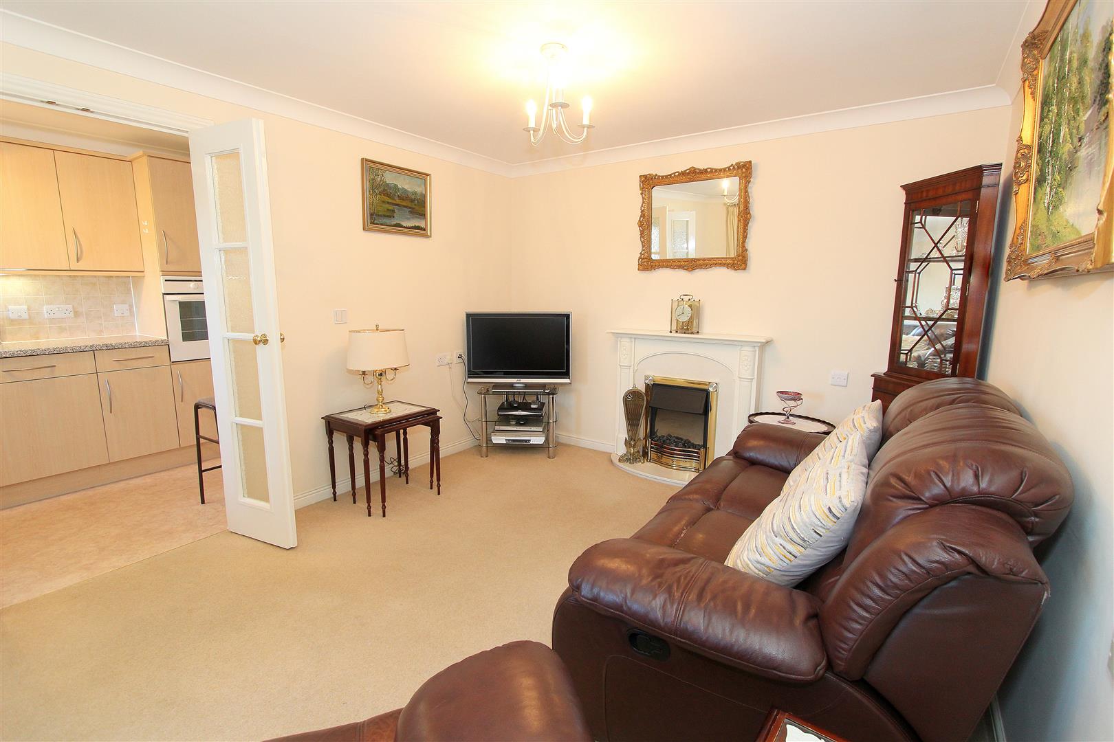 Kingston Road, Epsom
